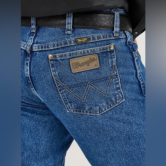 Wrangler “ George Strait“ Cowboy Cut Collection Blue Jeans - Picture 6 of 13